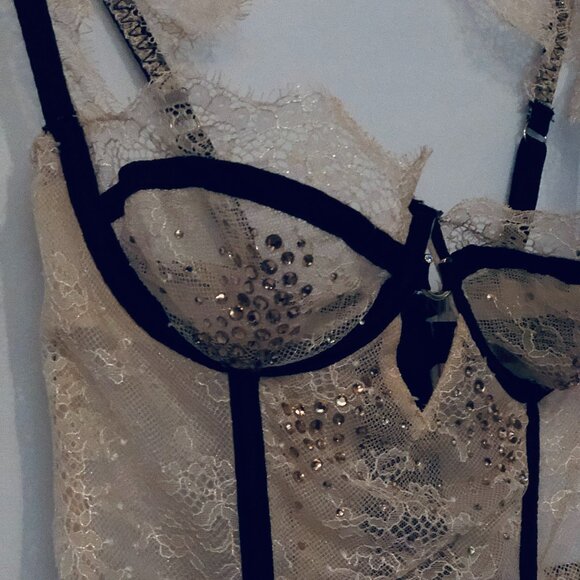 Victoria's Secret Sequin Lace Boned Bustier Top 32D - Picture 2 of 3